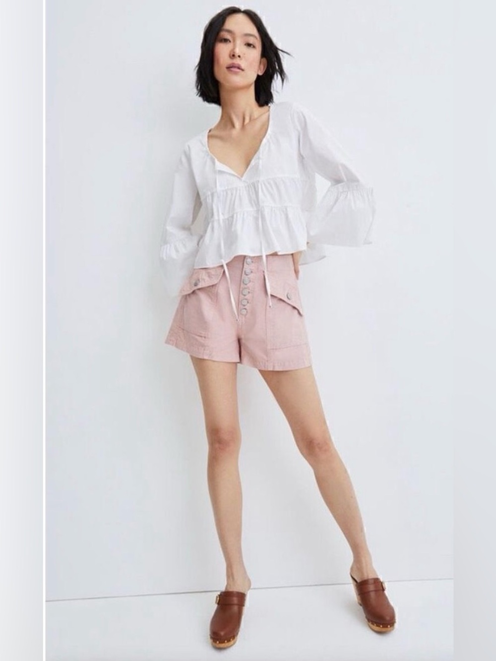 Veronica Beard Robbie Patch-Pocket Short in Pink Mauve
NWT Size 25